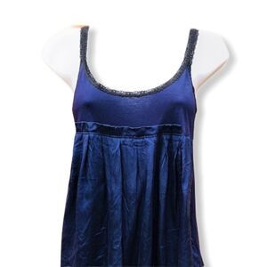 Laquette Blue Top‎